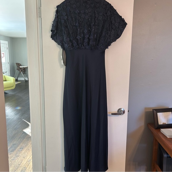 NWT Cynthia Steffe Navy Blue Long Dress Wedding Mother of Bride Groom Size 8 - Picture 9 of 10